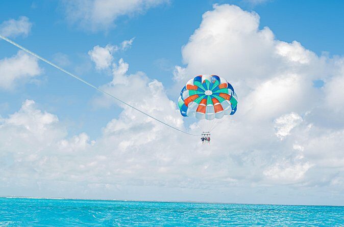 1 Hour Private Parasailing Charter, Grace Bay, Providenciales - Crew, Safety Harness, and What “Professional” Looks Like