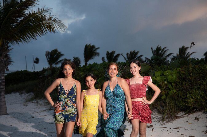 1 Hour Private Professional Portraits in Grace Bay Beach - Getting the most out of pose coaching (without overthinking it)
