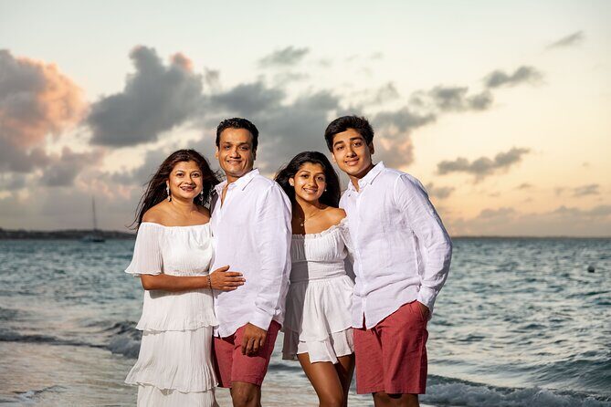 1 Hour Private Professional Portraits in Grace Bay Beach - Price and value: what $450 really means for your group