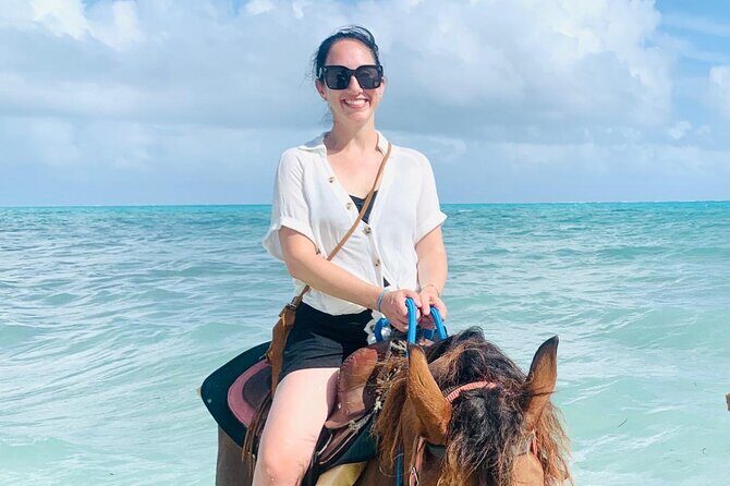 60-Minute Private Horseback Riding Experience in Turks and Caicos - Sunset Beaches + Shallow Water: What This Ride Feels Like