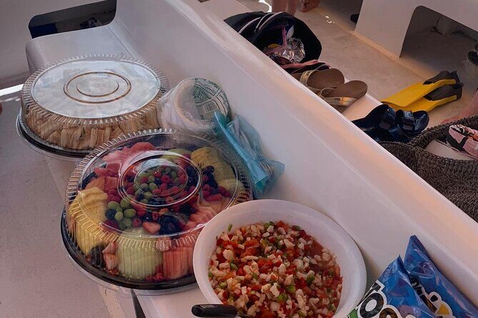 8HR Catch and Grill in Turks and Caicos Islands - The crew makes or breaks a fishing day