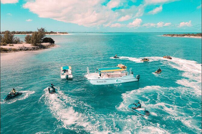 8HR Fullday Private Boat in Gracebay - A private 8-hour boat day in Grace Bay that actually feels private