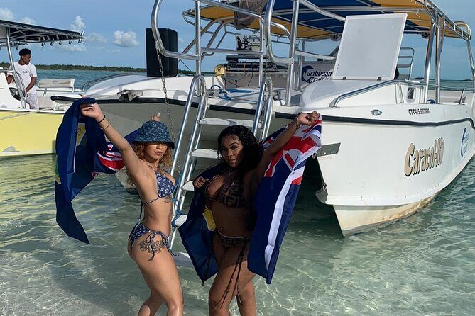 8HR Fullday Private Boat in Gracebay - Food, WiFi, and the crew who keep the day easy