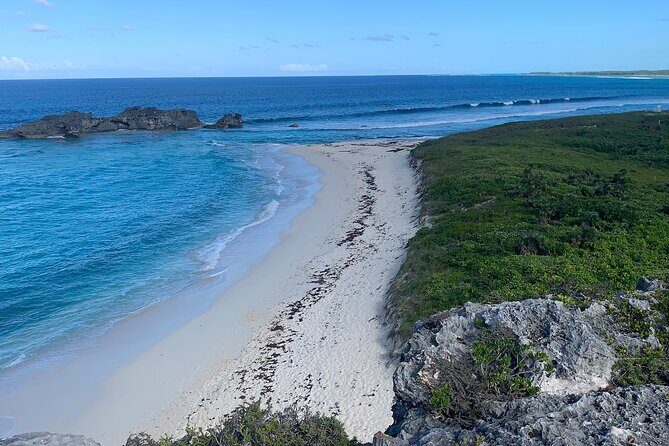 Discovery Tour and Treasure Hunt ( North and Middle Caicos) - Wade’s Green Plantation: What History Looks Like in Real Weather