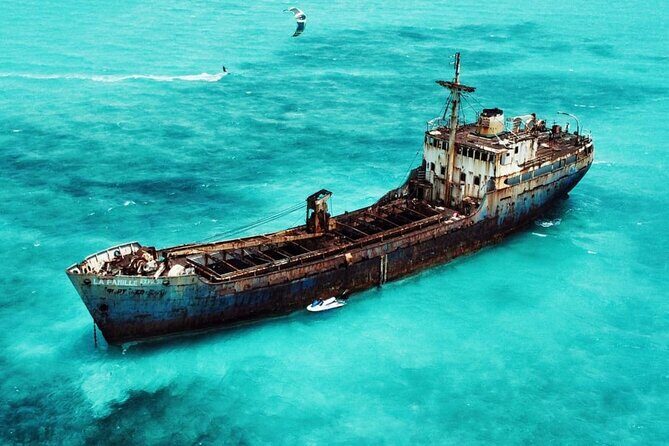 FAMOUS SHIPWRECK, Tiki Bar & Iguana Island Private Jet Ski Tour - A jet ski route that makes Turks and Caicos feel close-up