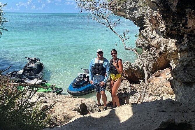 FAMOUS SHIPWRECK, Tiki Bar & Iguana Island Private Jet Ski Tour - Half Moon Bay: where the iguanas do their thing