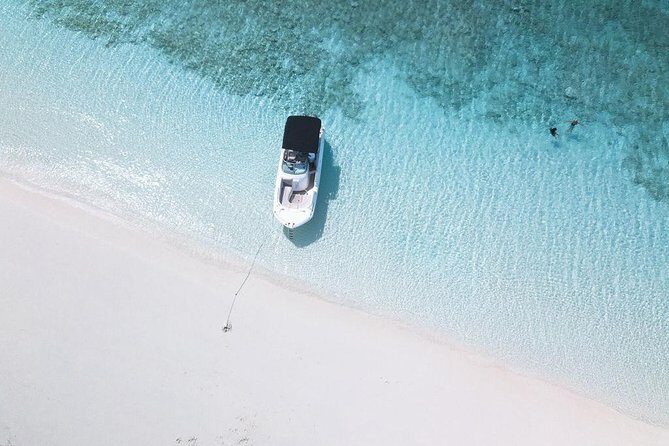 Full day 7hours- beach bbq, snorkel, Iguana island, half moon bay pine cay, Fun! - Price and Value for a Group of Up to Six