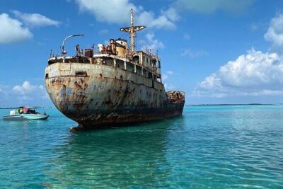 Full Day Private Charter Tour Turks and Caicos - La Famille Express Shipwreck: The Landmark Stop Off Long Bay