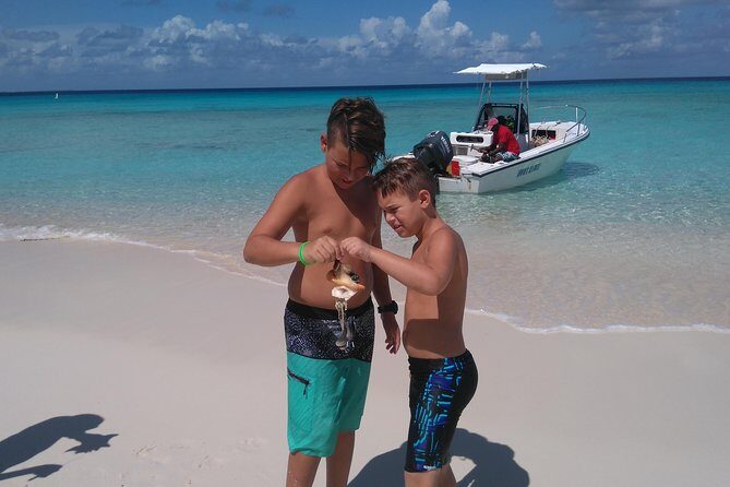 Gibbs Cay Stingray and Conch Dive Adventure - Small group size: The real difference you can feel