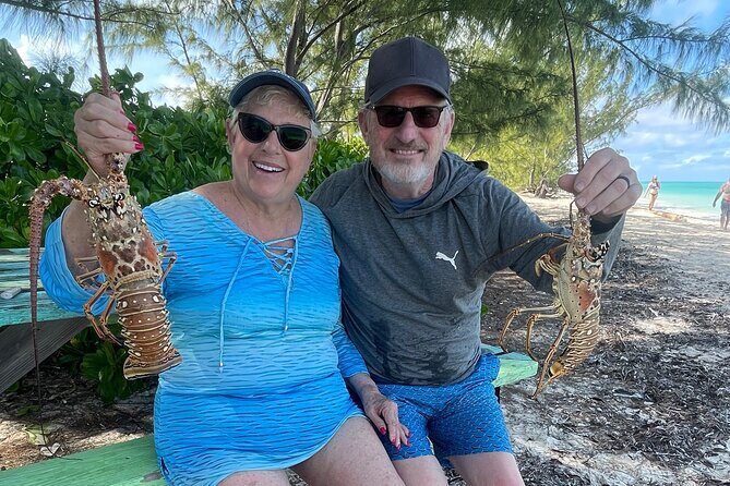 Grandluxe Charters - Snorkeling Destination (30–45 Minutes) and Subwings Swim Time