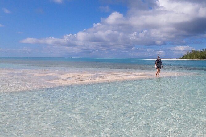 Group Reef, Beach and Sandbar Tour from Providenciales - Grace Bay Beach snorkeling: included gear, guided togetherness, and variable visibility