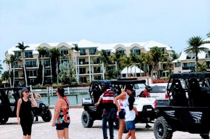 Land & Beach Adventures - What happens during the drive: radio narration and keeping the group together