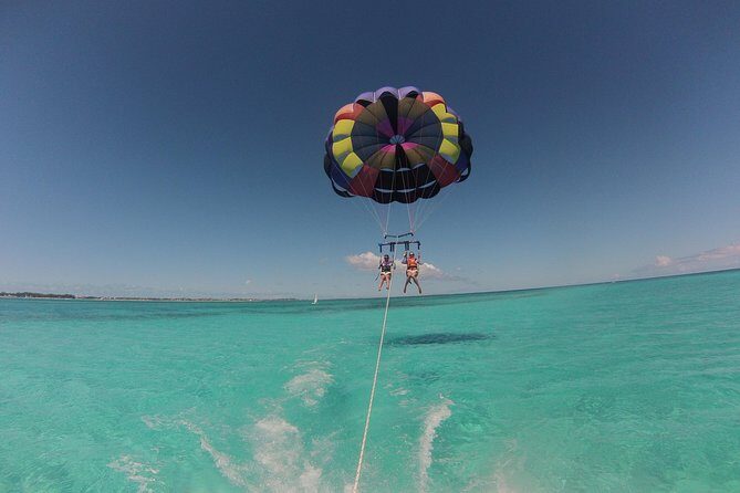 Parasailing Grand Turk - On the Premium Parasail boat: what the 12-seat limit changes