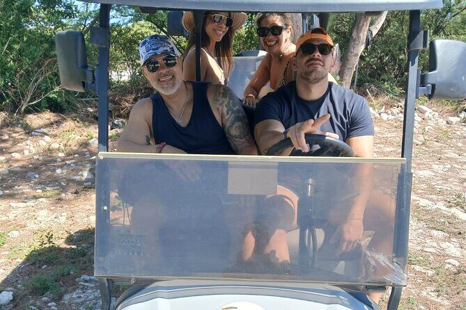 PRJ Golf cart rental in Grand Turk - Getting Back: Easy Drop-Off at the Meeting Point